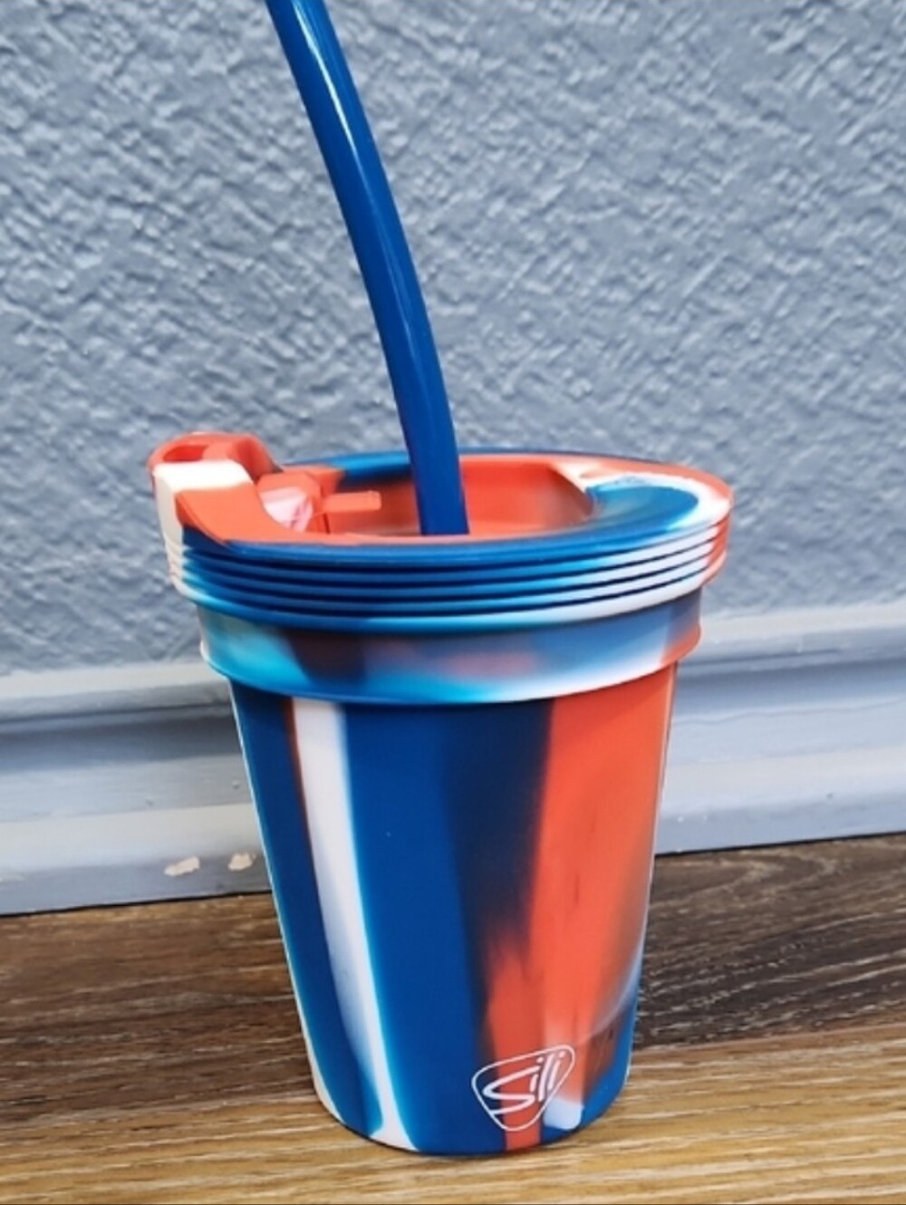 NWOT Silipint 8 oz Kids Straw Tumbler Glory Red White Blue Patriotic